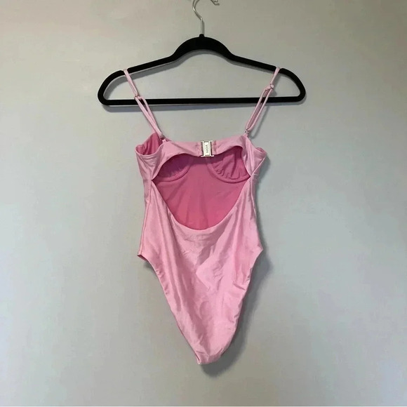 NWOT VDM  pink one piece swimsuit - Picture 3 of 6